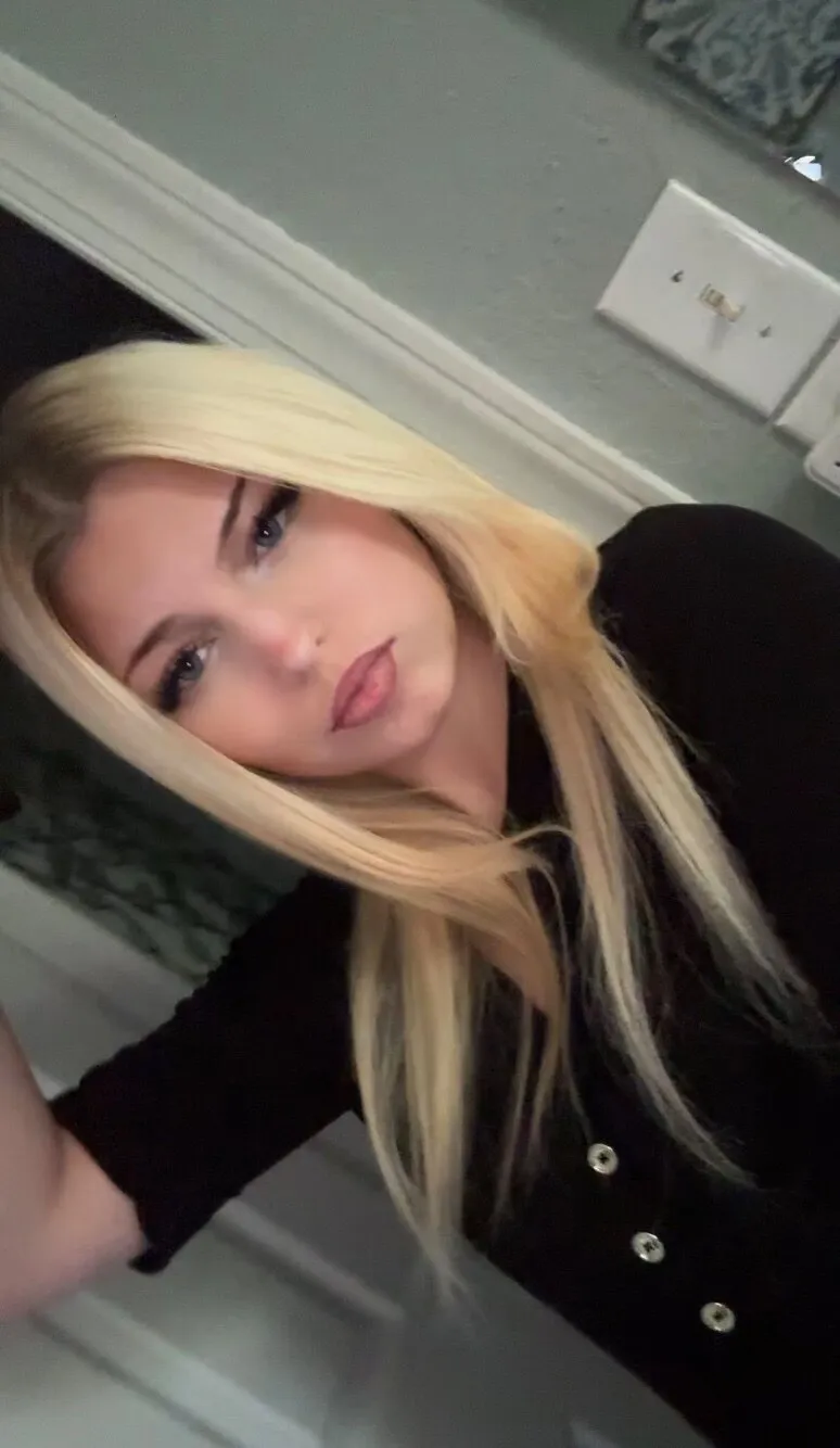 Ash🧸 OnlyFans header