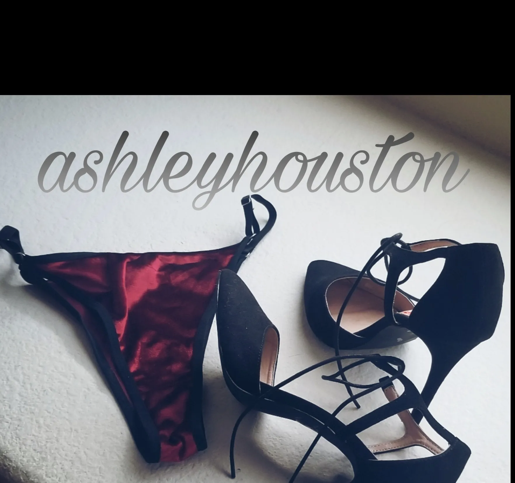 Ashley Houston OnlyFans header