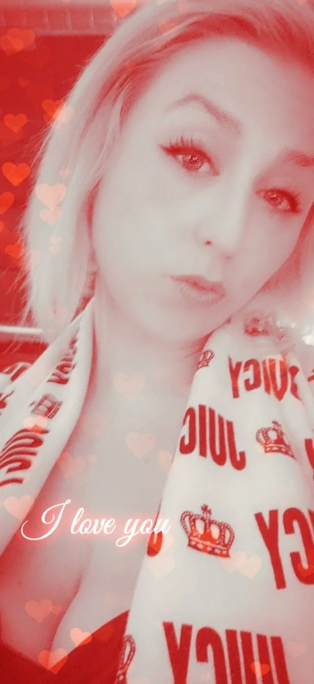 AshlyLyn OnlyFans profile picture