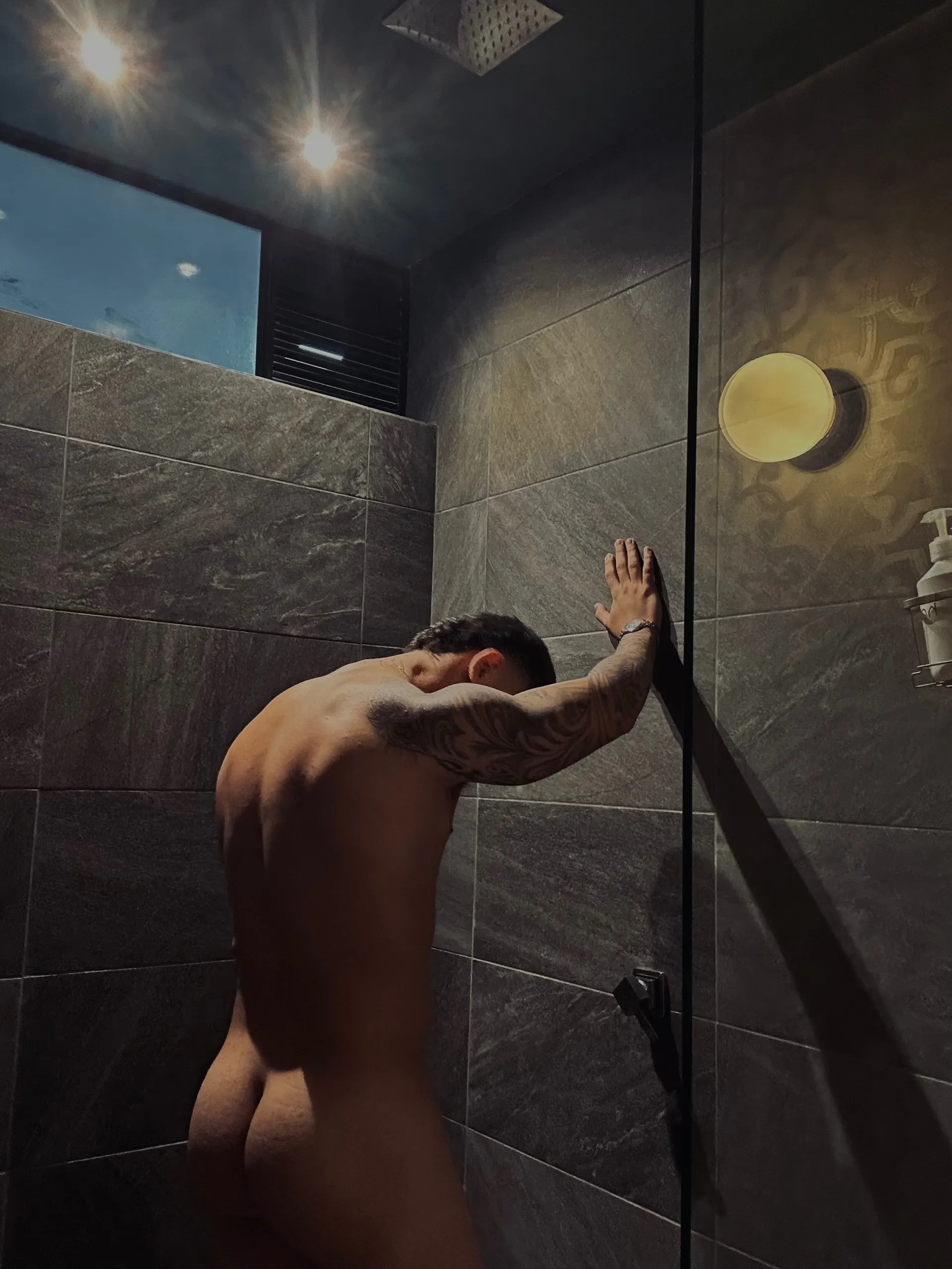 Andres Solano OnlyFans header
