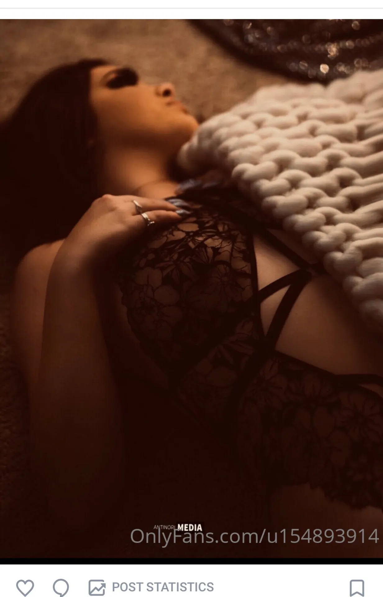 Ａｕｂｕｒｎ  🧡  Ｌｏｖｅ