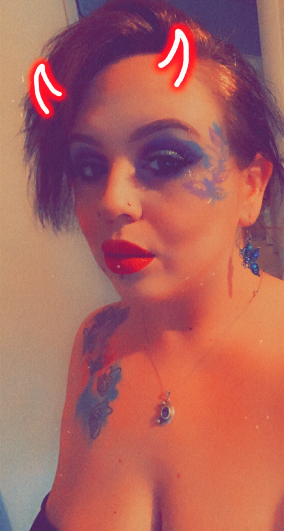 August Bangs OnlyFans header