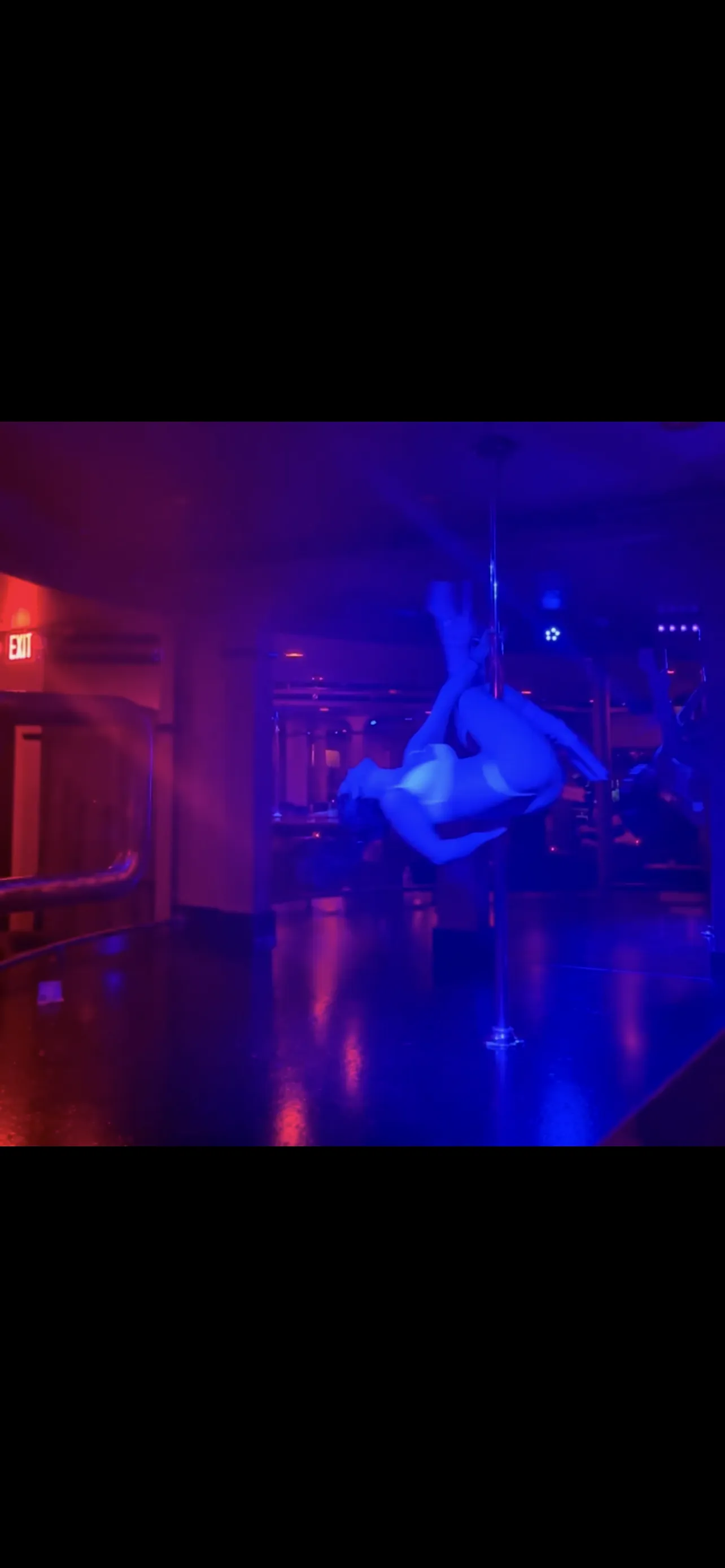 aura333 OnlyFans header