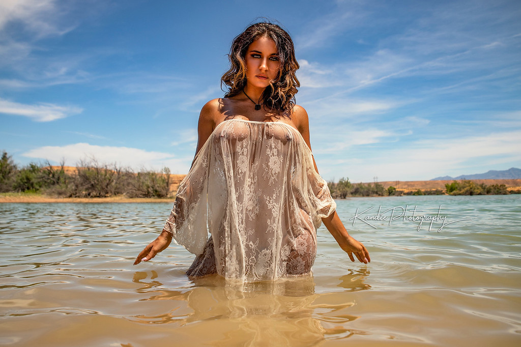 Aura Bright - Girlfriend Experience