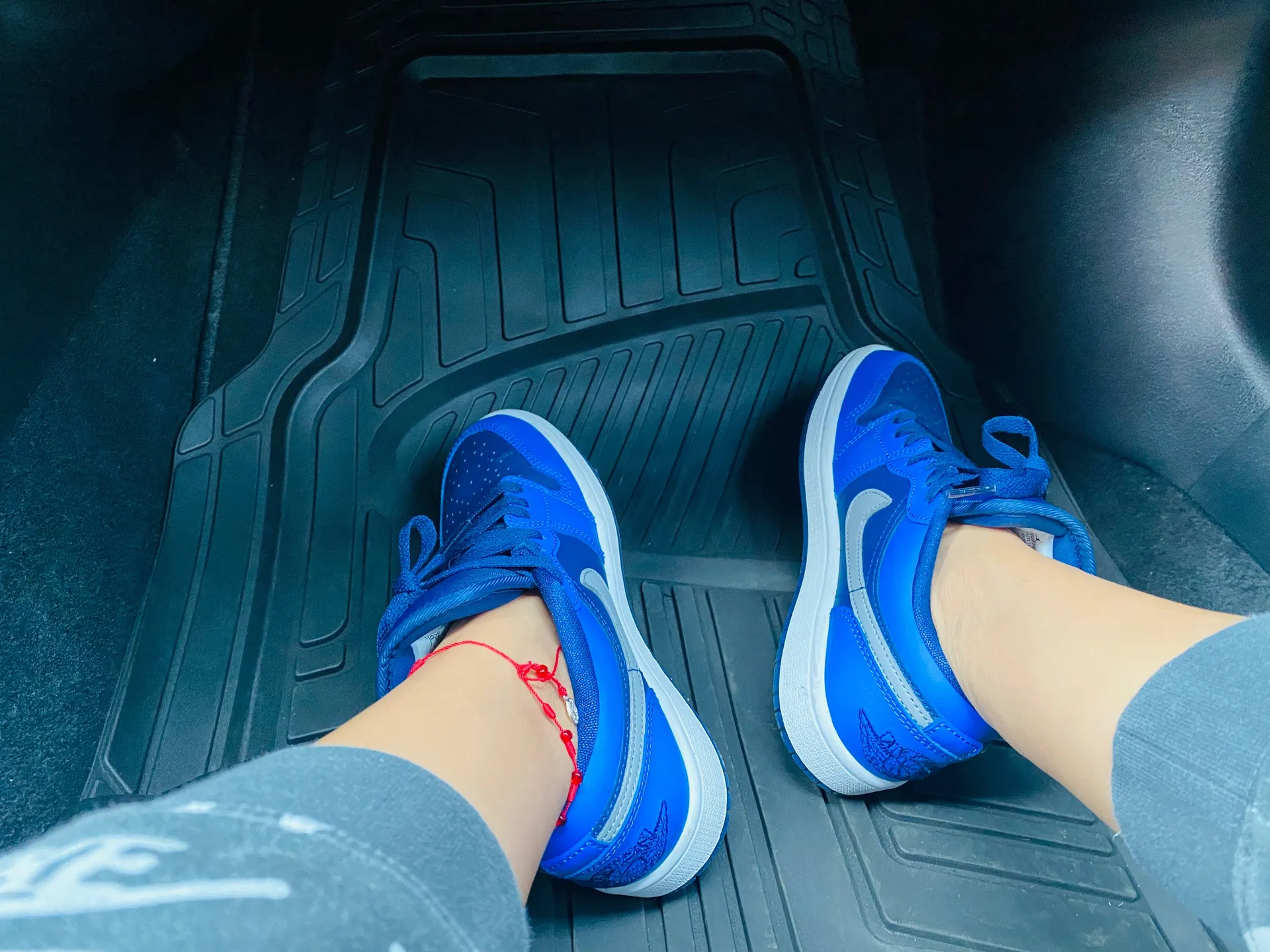 Aura OnlyFans header