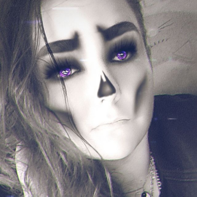 🦇𝓐𝓾𝓻𝓮𝓵𝓲𝓪 𝓑𝓾𝓷𝓷𝔂 🦇