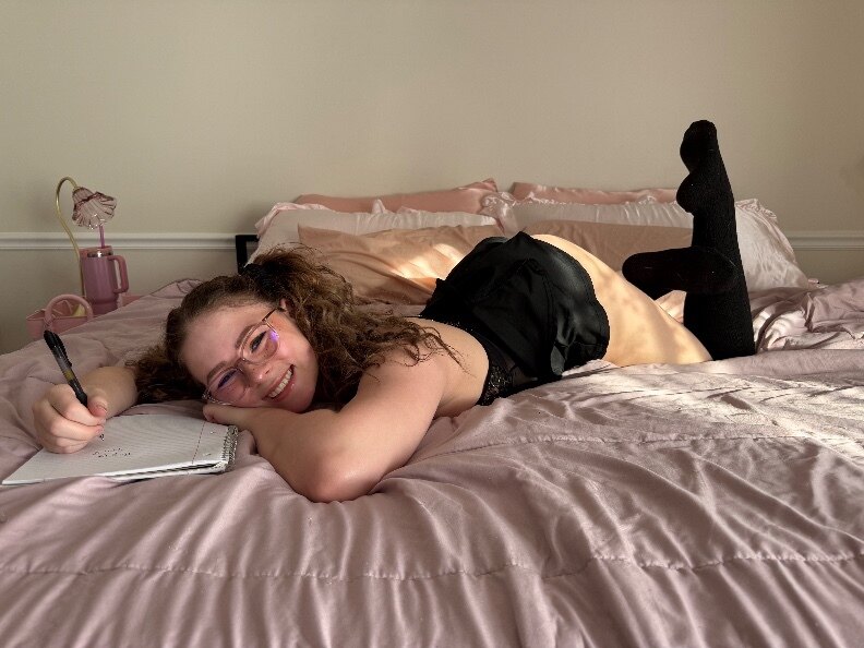 aurora brooke OnlyFans header