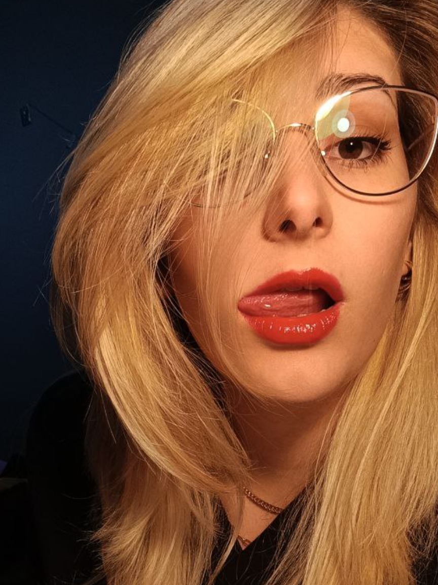 Aurora OnlyFans header