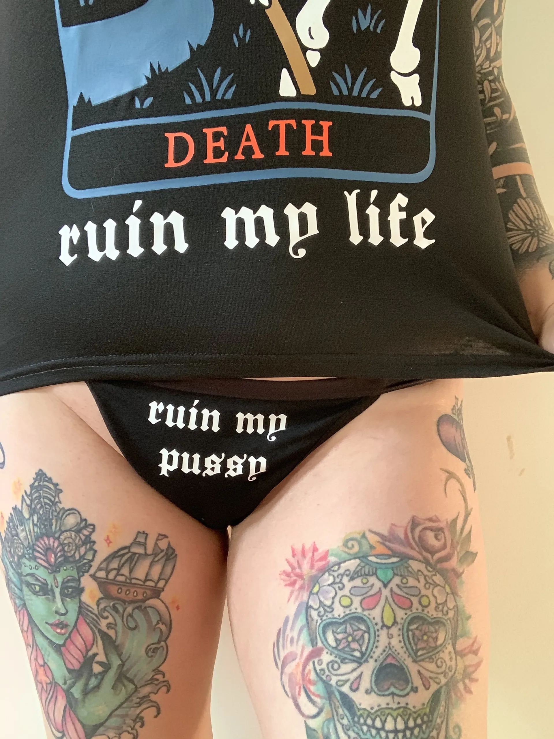 Aurora rouge OnlyFans header