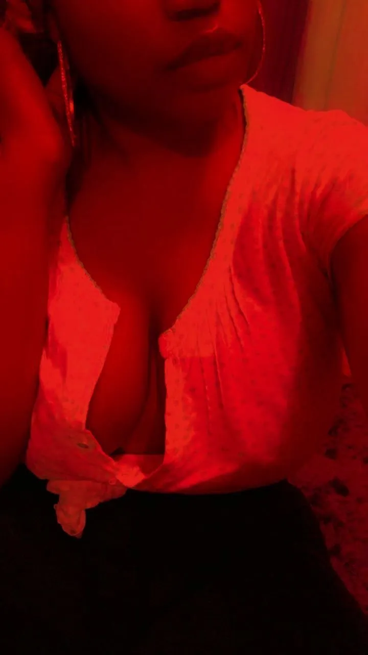 Aurora OnlyFans header