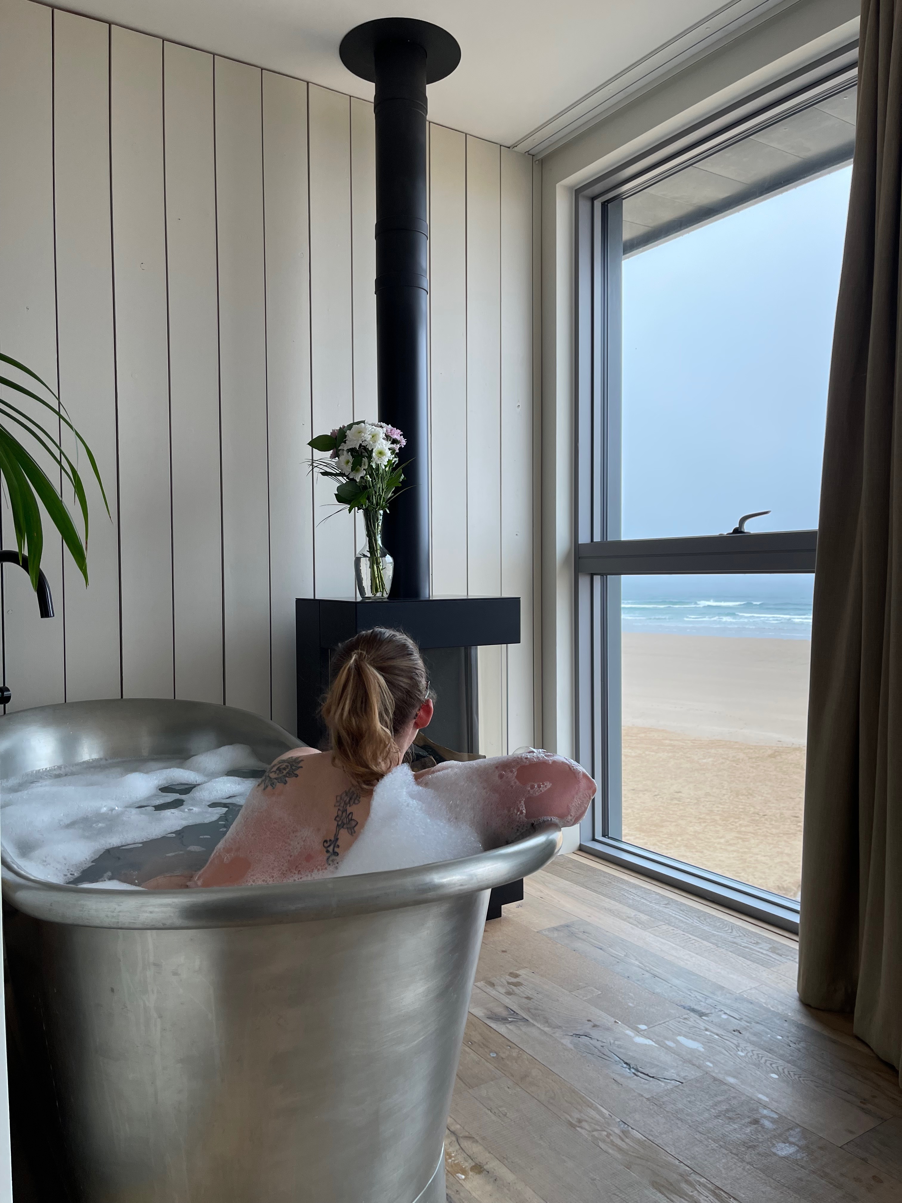 Aurora OnlyFans header