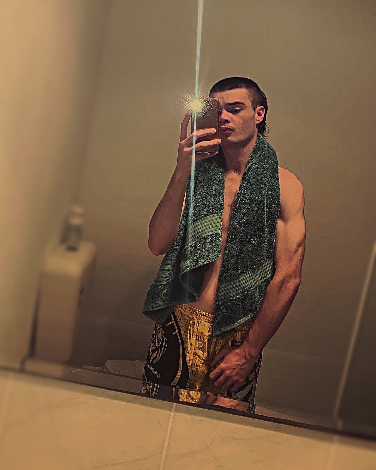 XBig-Down-Under-AussieX