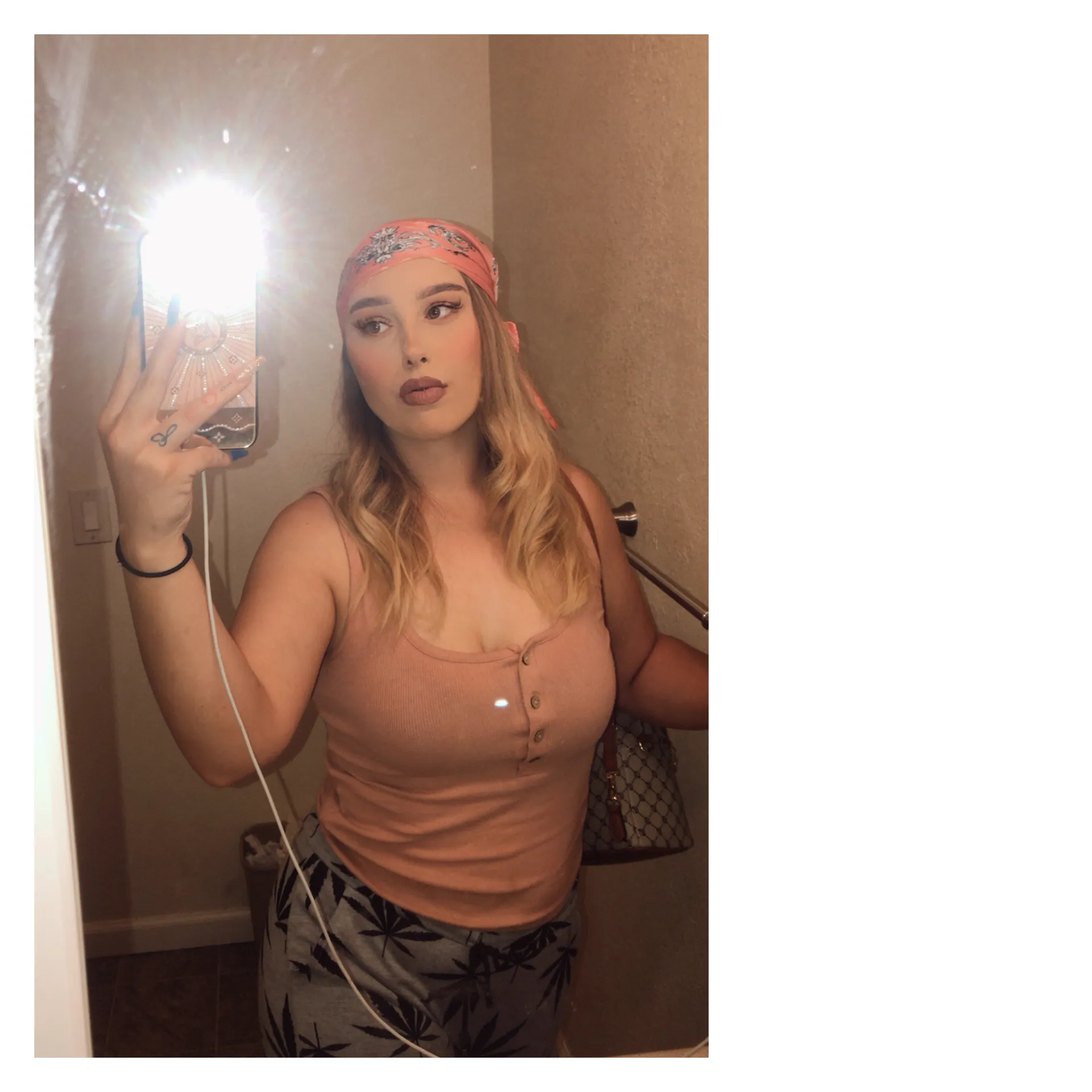 Snowflake OnlyFans profile picture