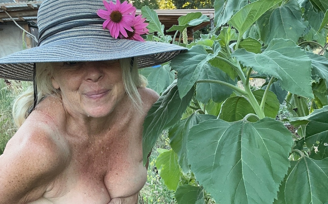 Autumn Rose OnlyFans header