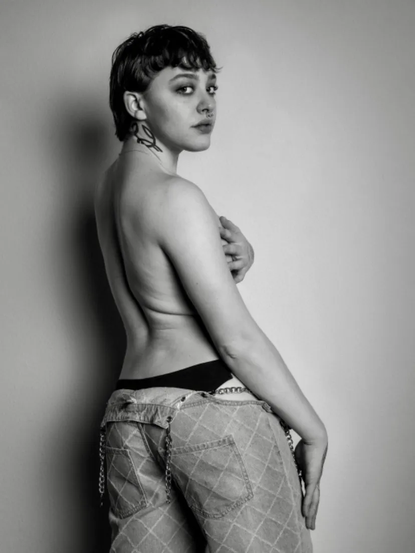 Avery Sage OnlyFans header