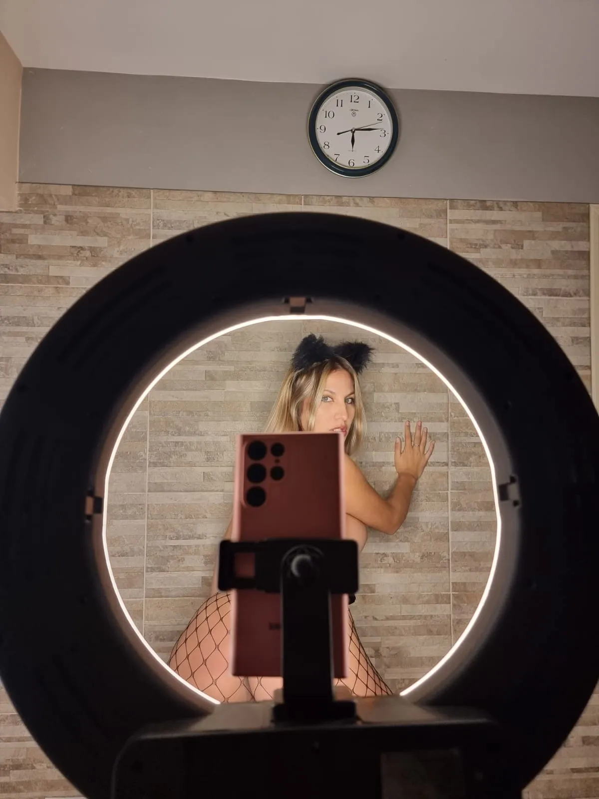 Ava Bloom OnlyFans header