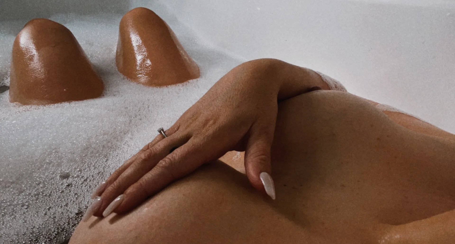 Average Blondez OnlyFans header