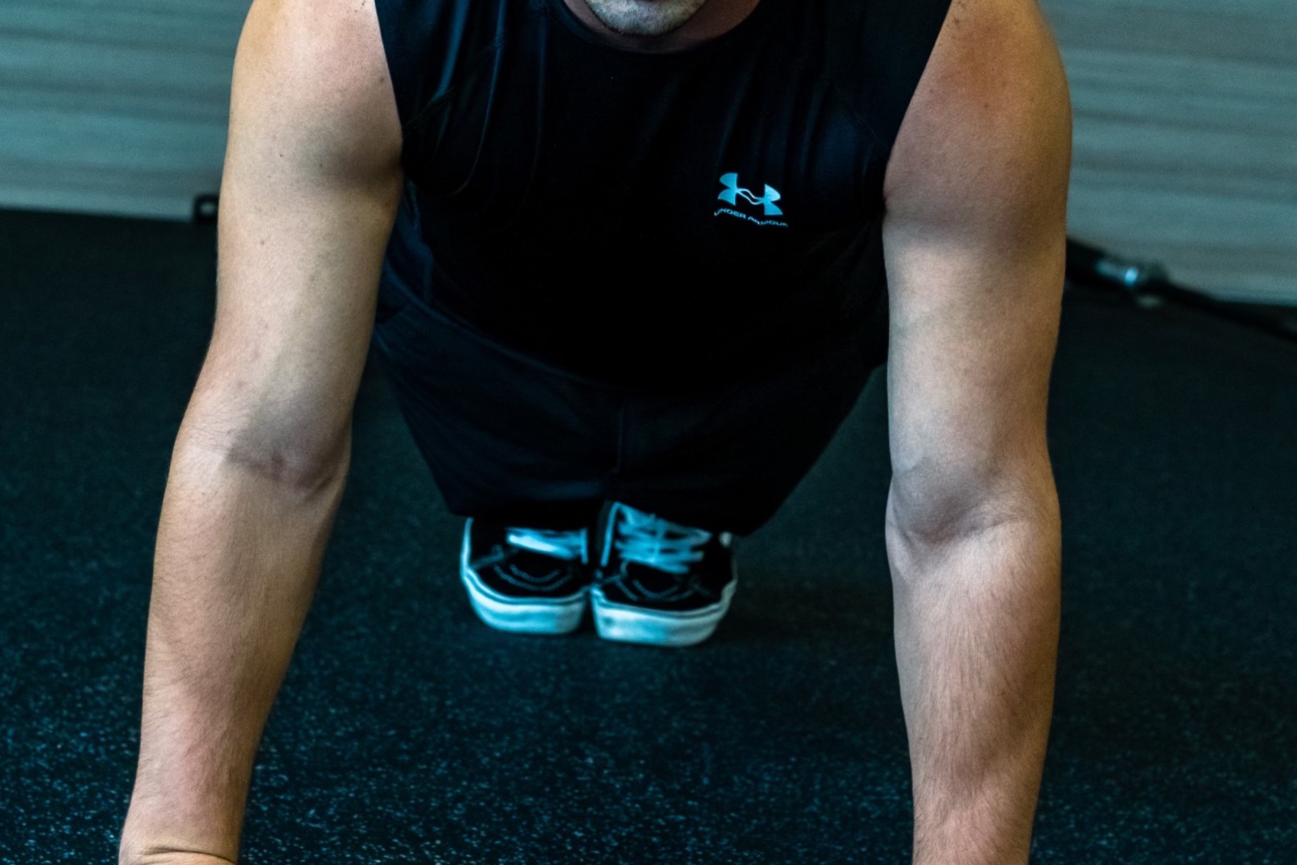 average dude jay OnlyFans header