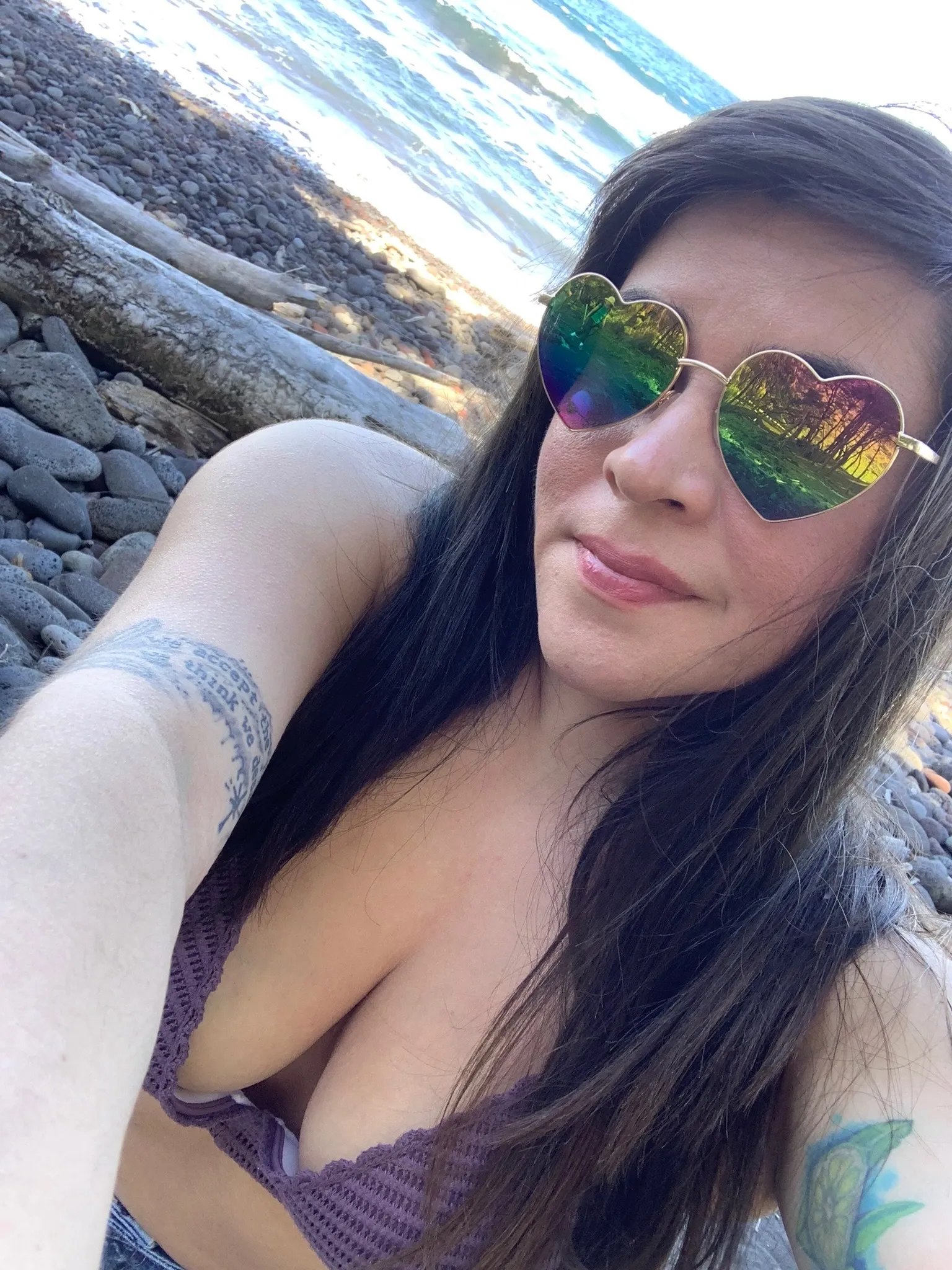 Avery OnlyFans header