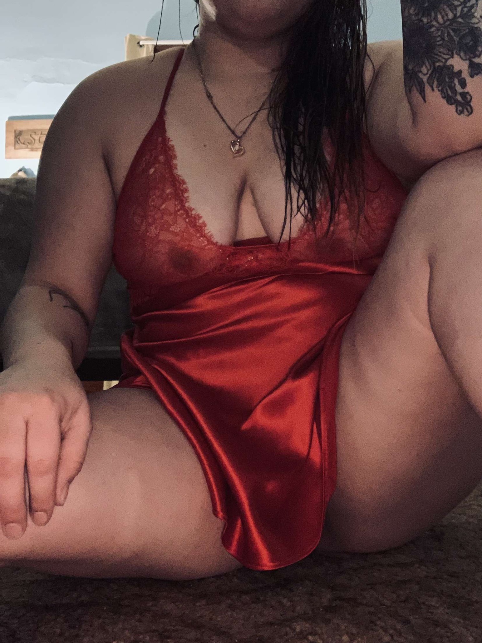 Avery OnlyFans header
