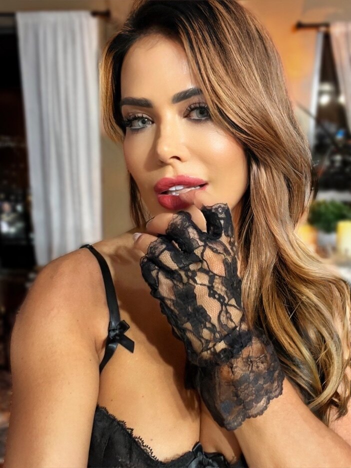 Avita’s uncensored content 😈😇