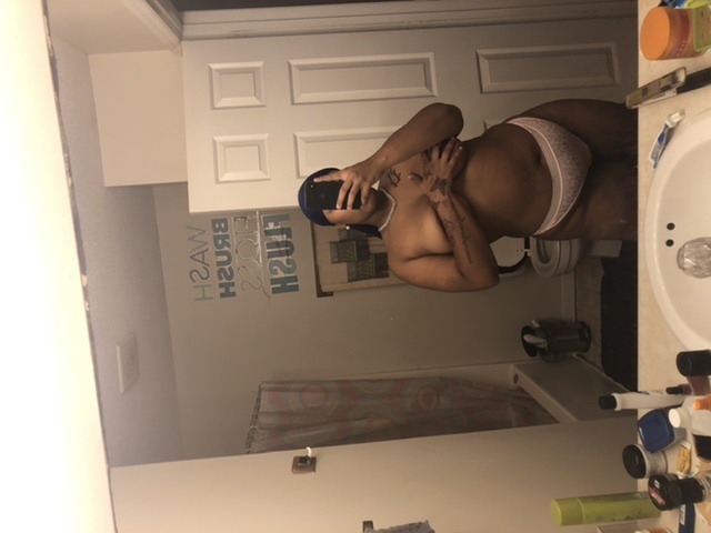 Aviona Harris OnlyFans header