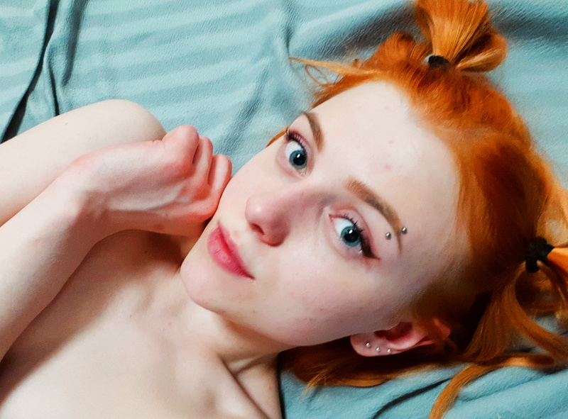 ALICE REDHEAD GIRL 🇪🇪