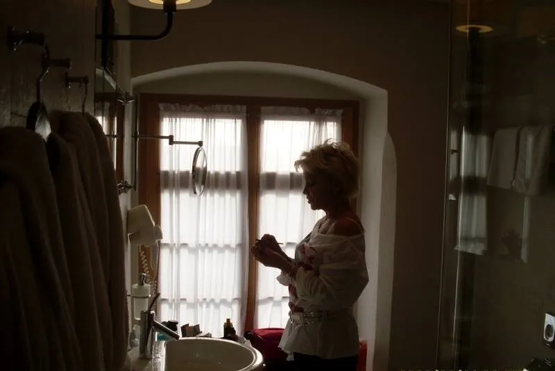 Nika OnlyFans header