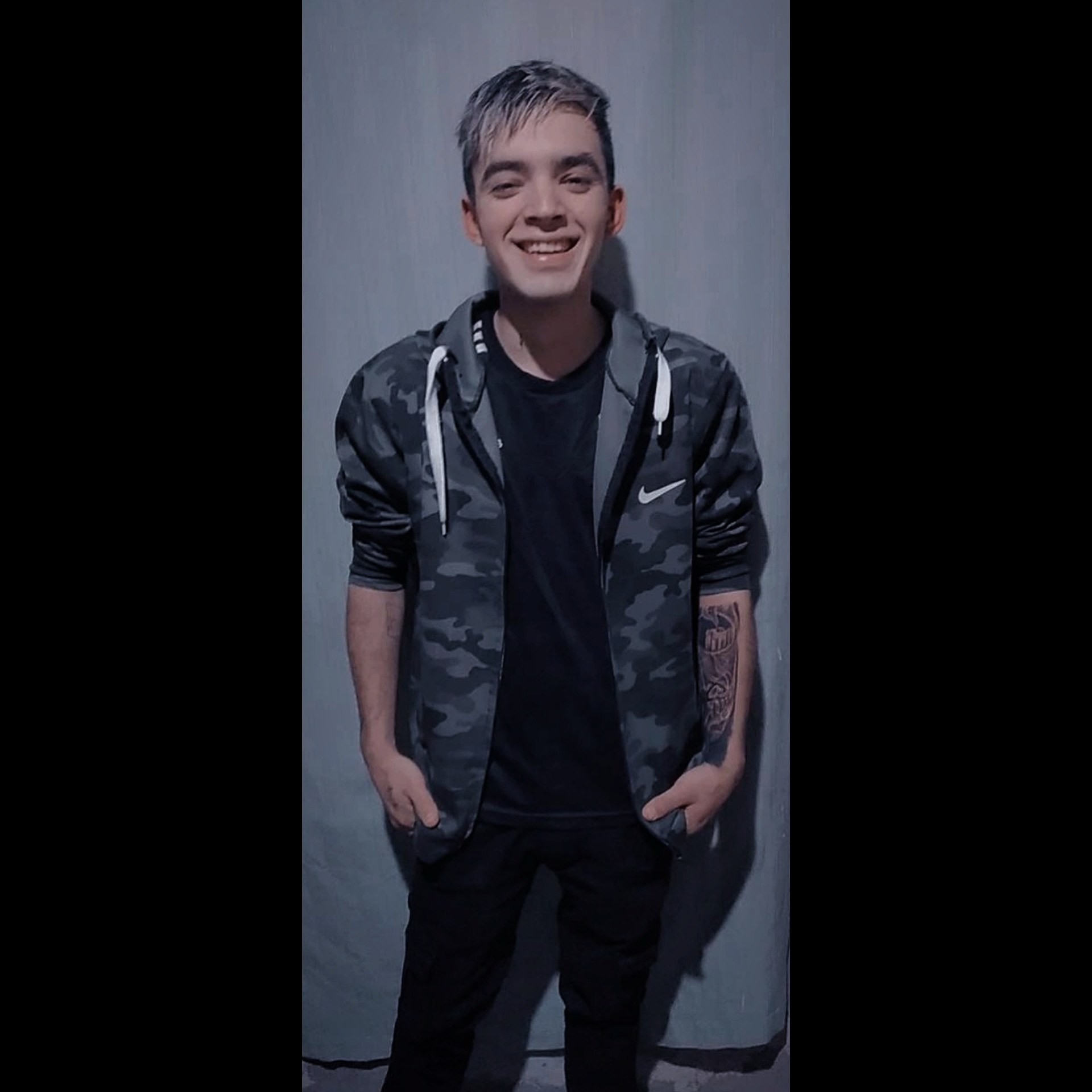 Axel riedel OnlyFans header