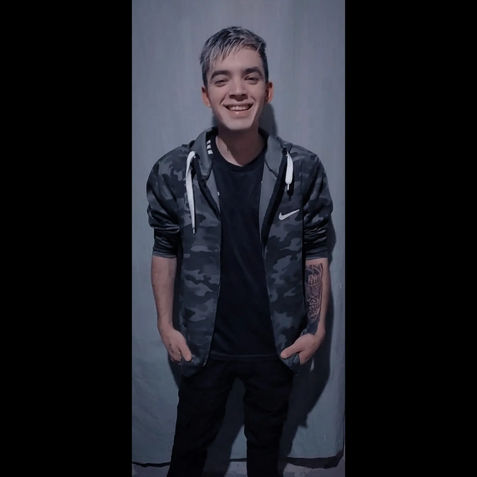 Axel riedel OnlyFans header