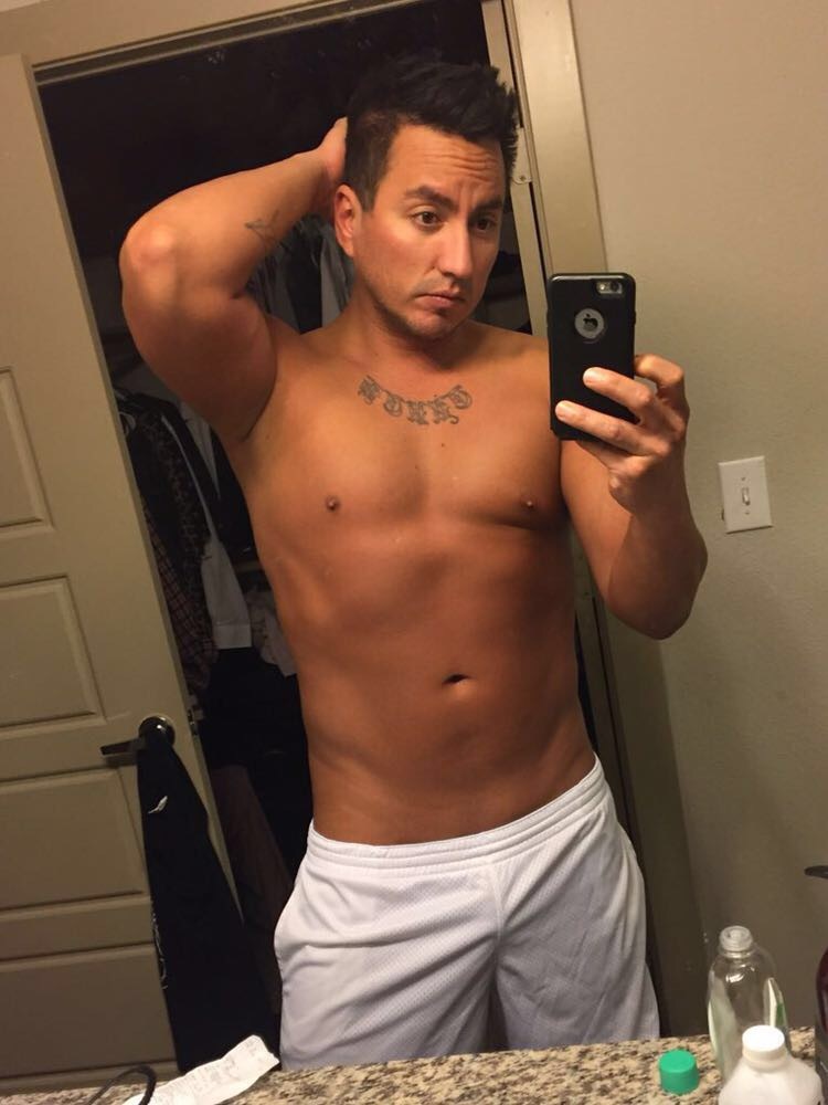 Axl Grindz (Axl Rosé)