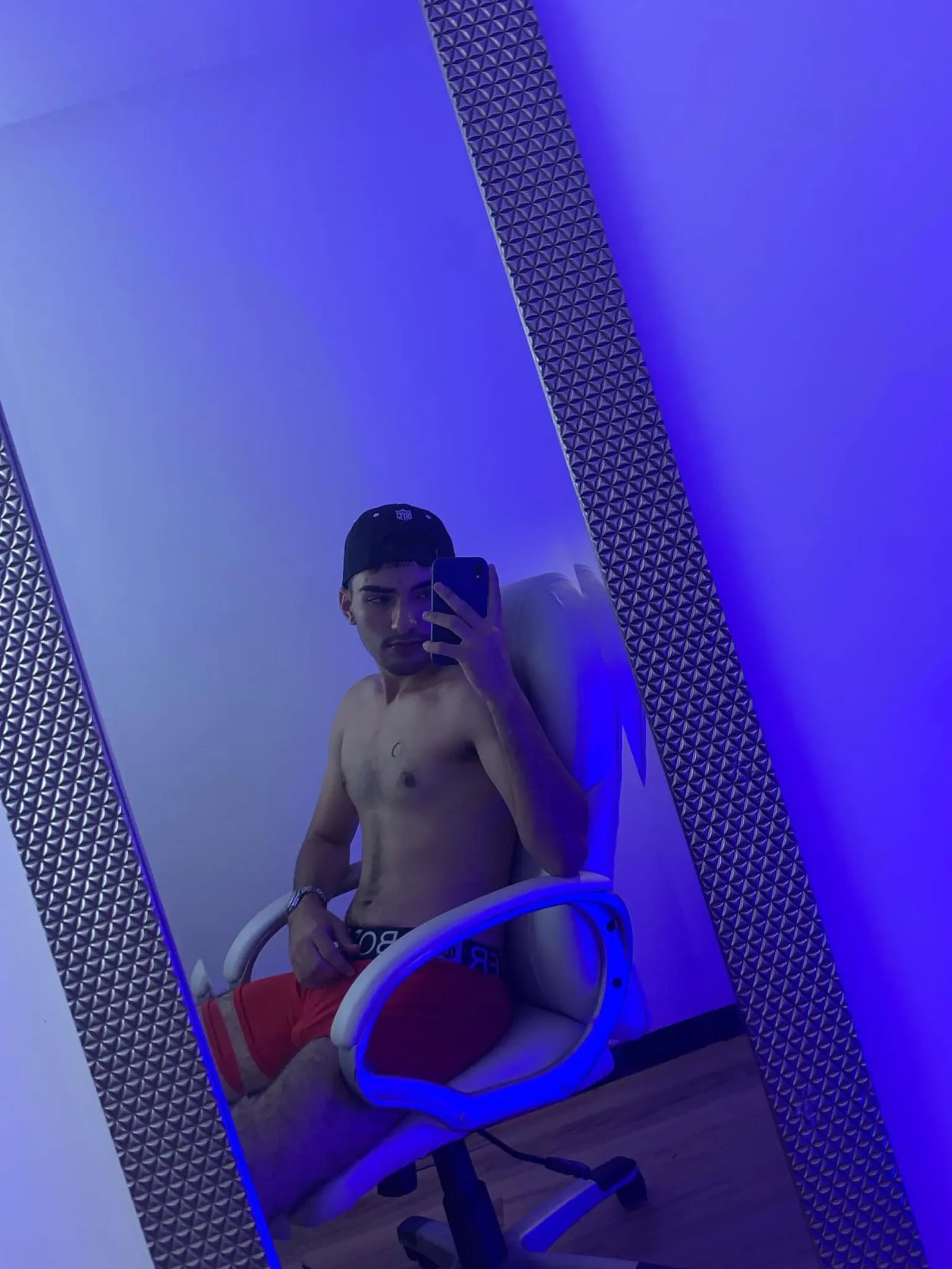 Ruiz OnlyFans header