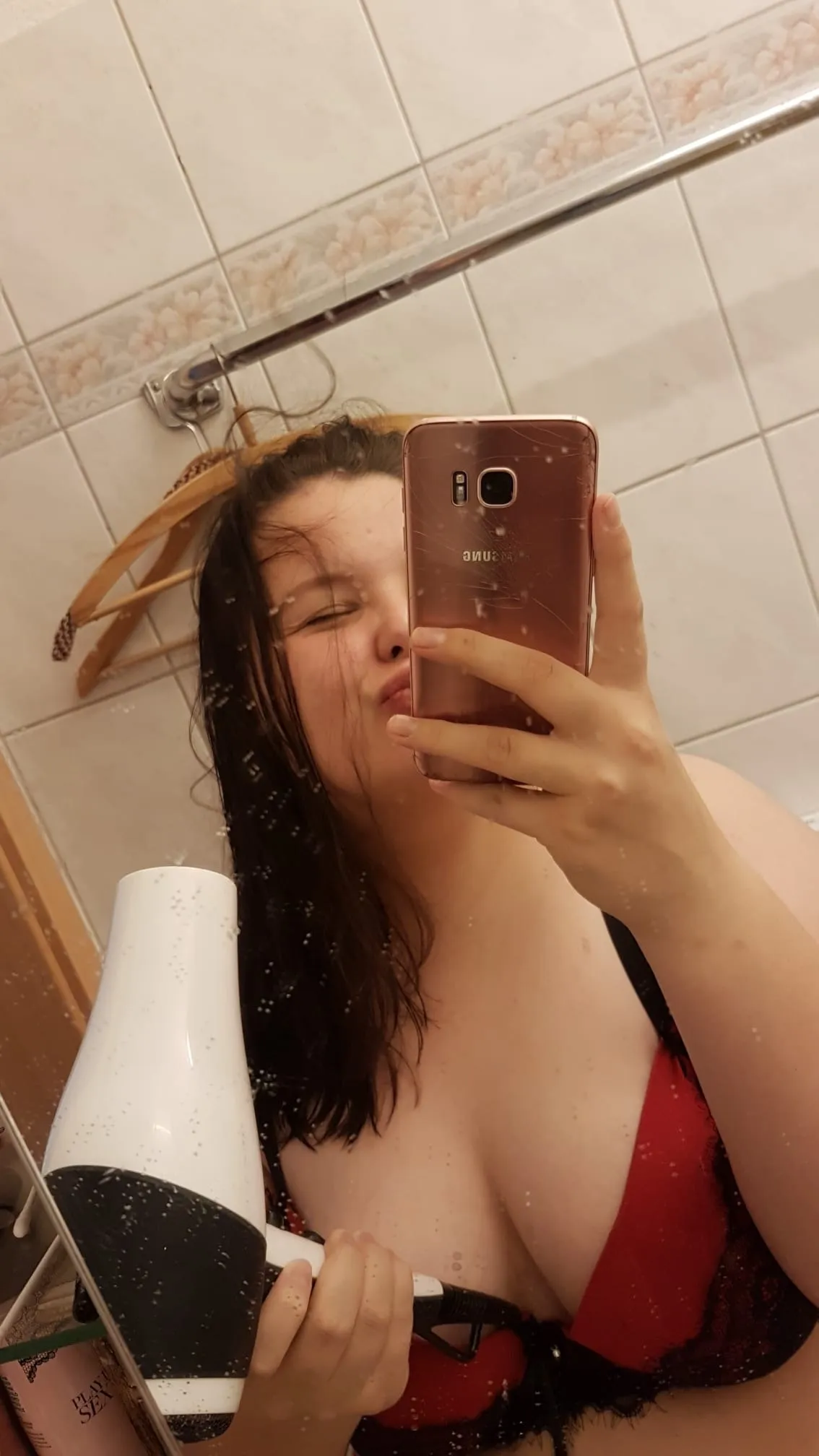 Anna Papst OnlyFans header