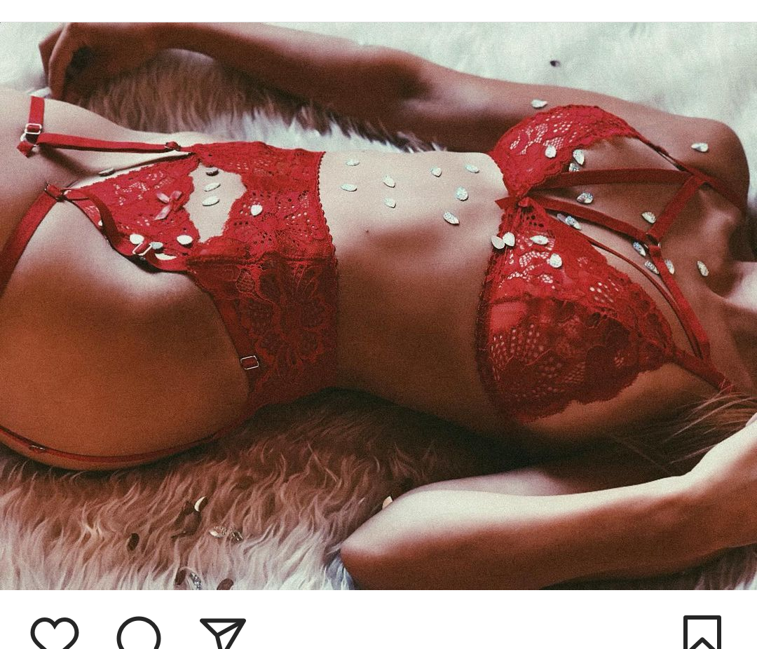 claudiaM OnlyFans header