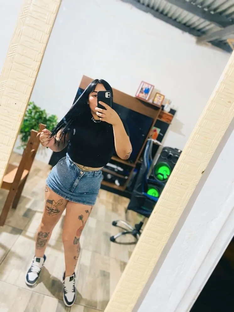 Ayelen Acevedo/gyaru