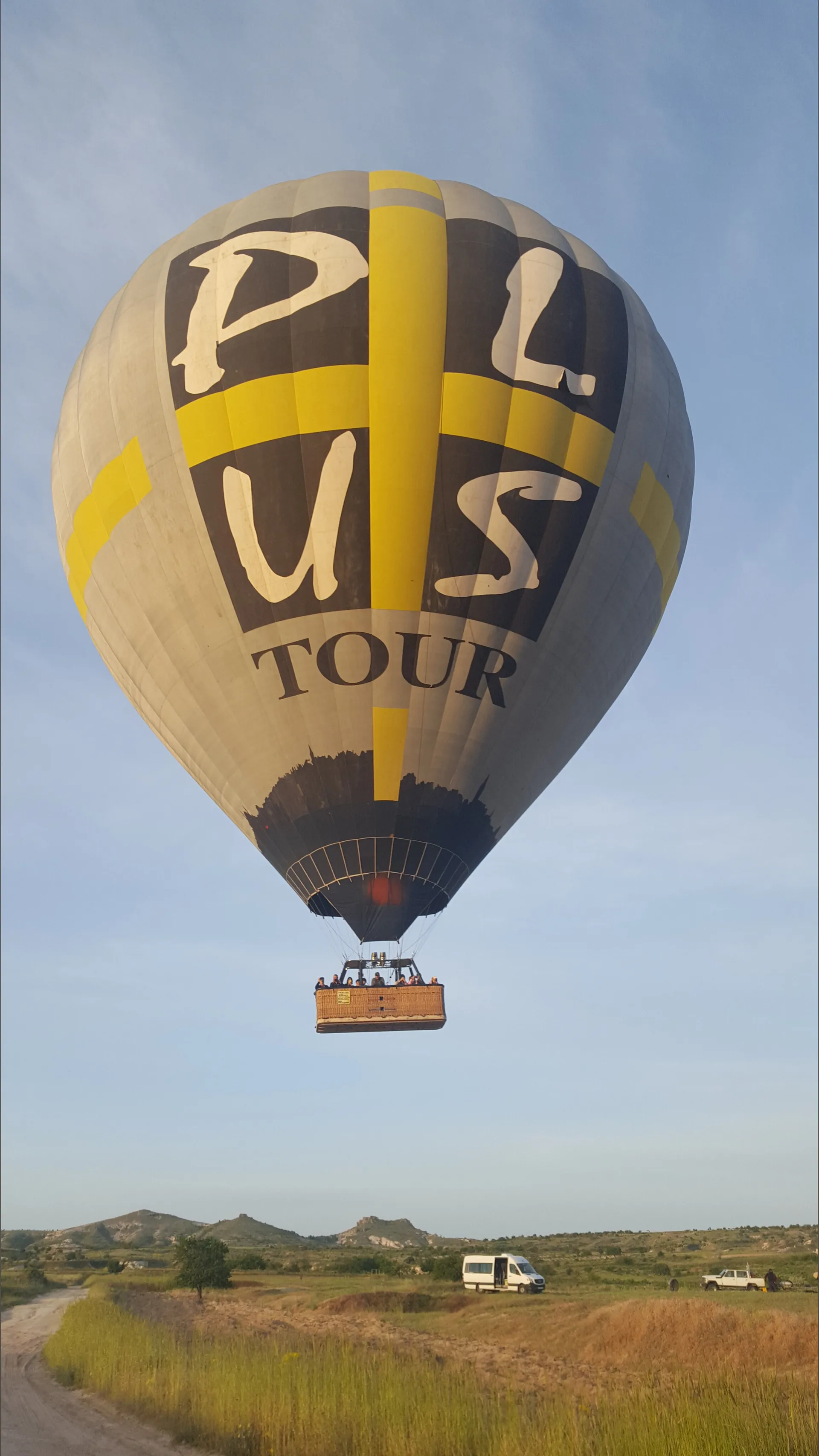 Ayline OnlyFans header