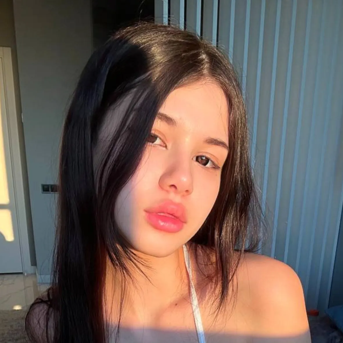 𝗔𝘆𝗿𝗶𝘀 𝗠𝗼𝗼𝗻