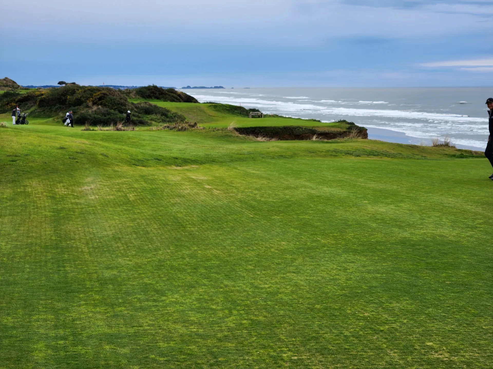 Azhotdong OnlyFans header