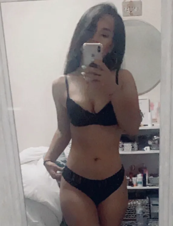 AZNBAMBI OnlyFans header