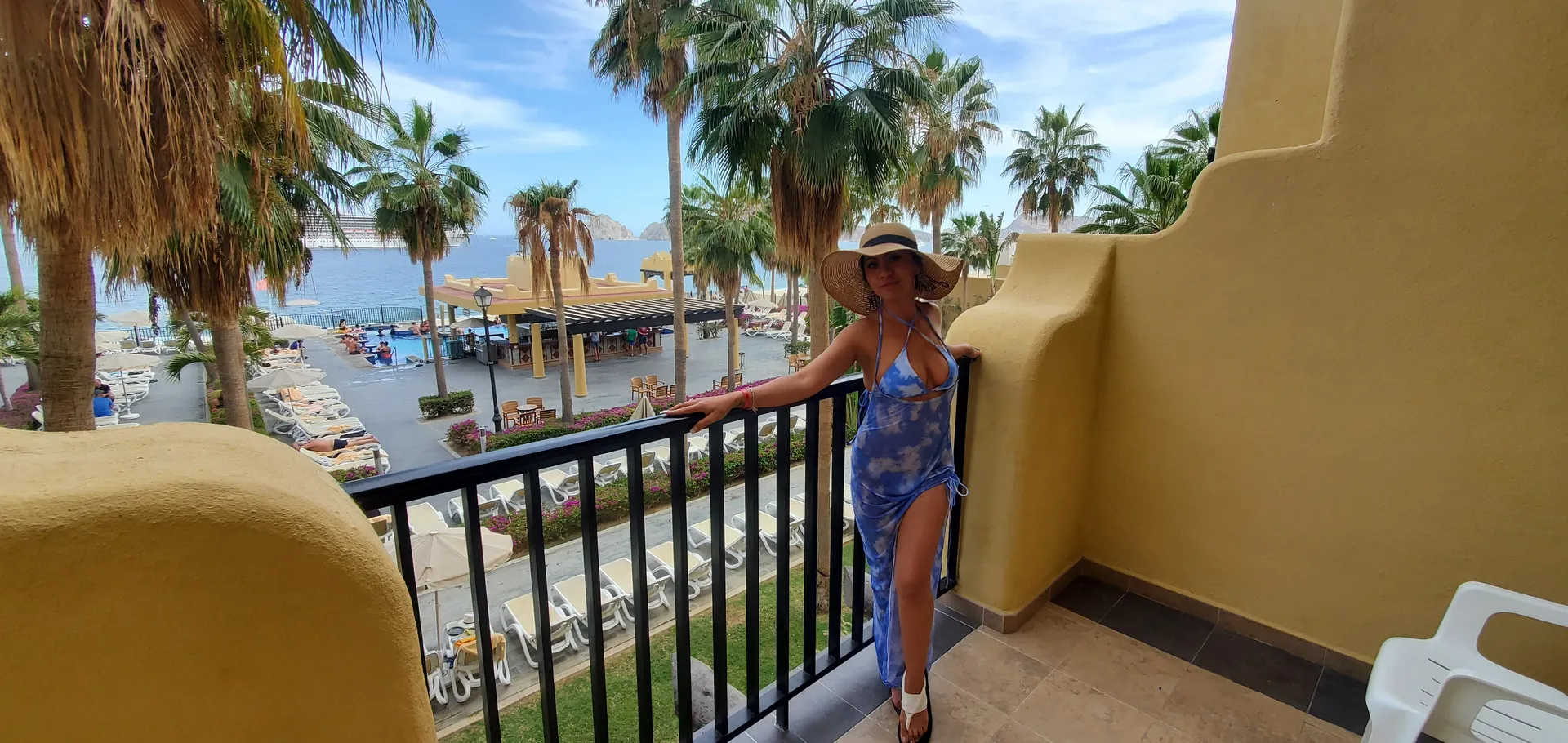 Nadia OnlyFans header