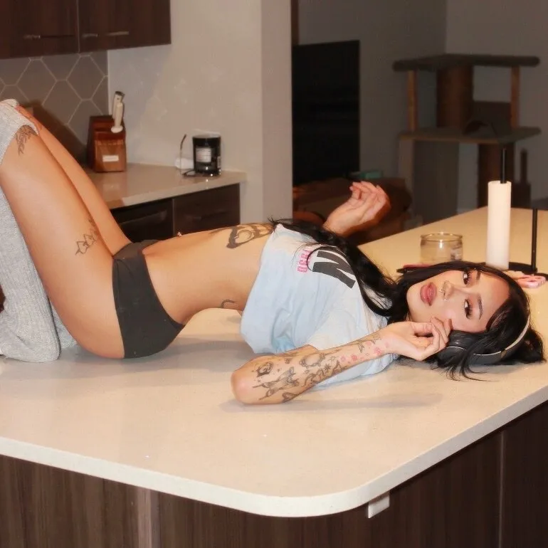 avery kate ♡ ur internet gf <3 OnlyFans header