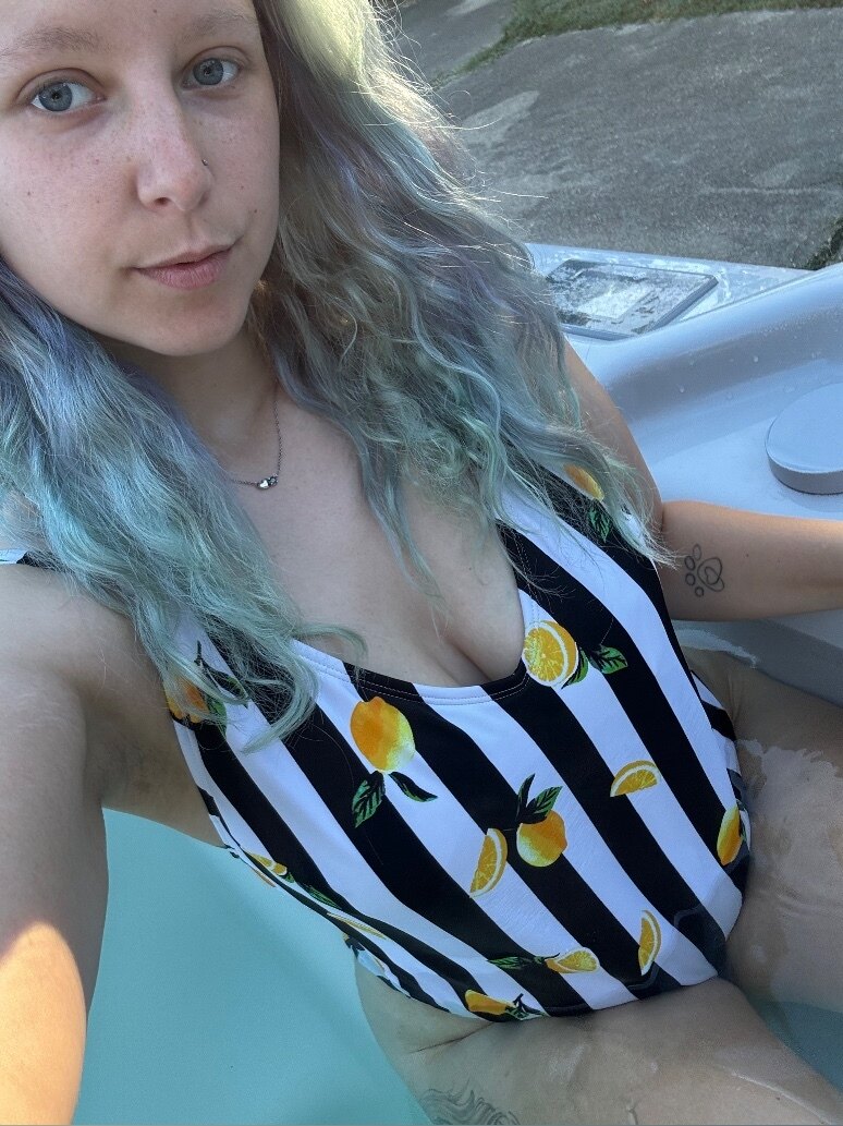 Badblonde420😈 pretty pussy