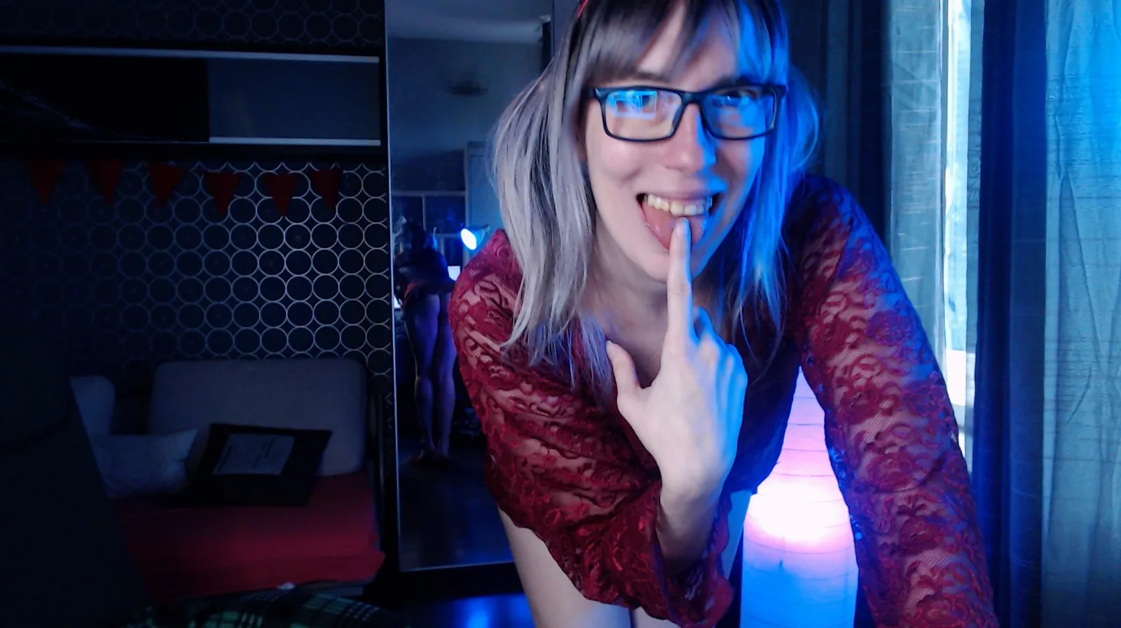 @badwebcamgirl OnlyFans header