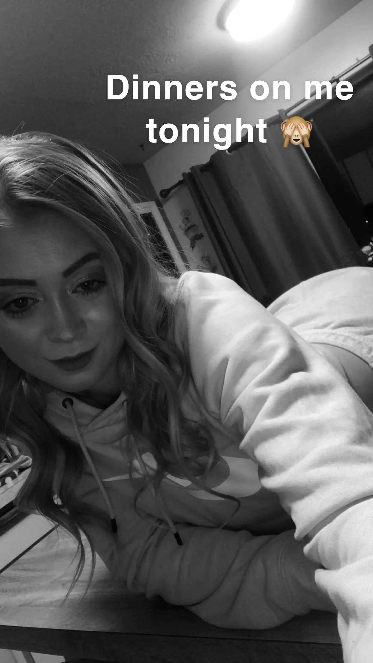 Paris_blonde OnlyFans header