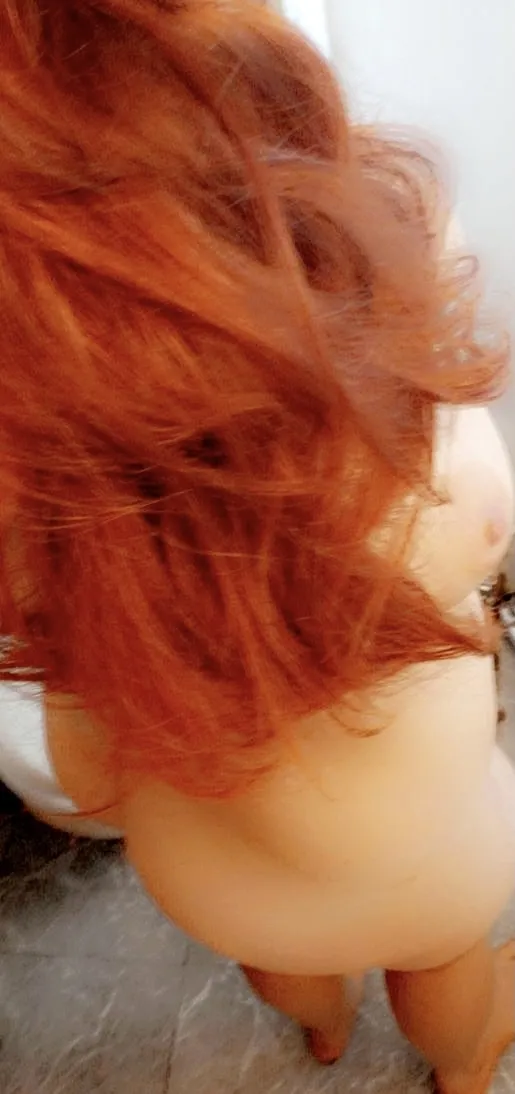 Bee OnlyFans header