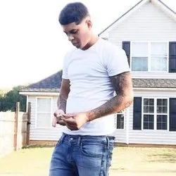 YOUR GIRL FAVRITE HOOD PAPI 💦😋😈 OnlyFans profile picture