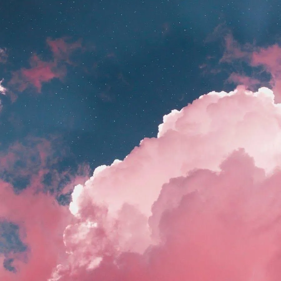 Lynnah OnlyFans header