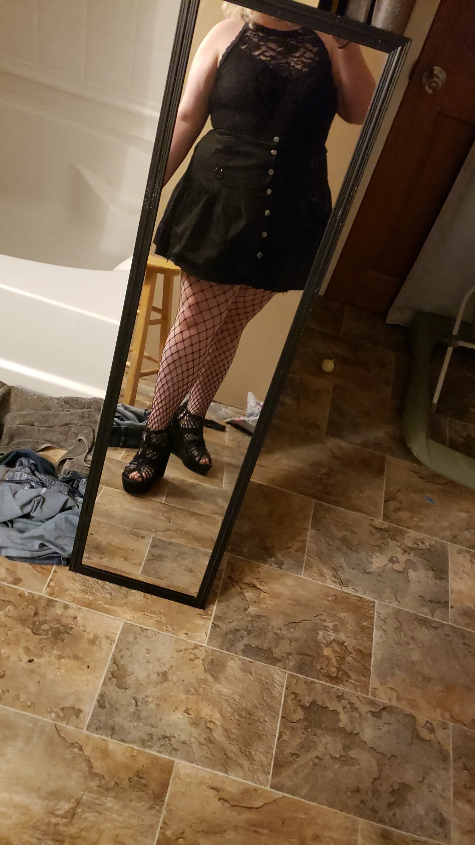 Carlee OnlyFans header