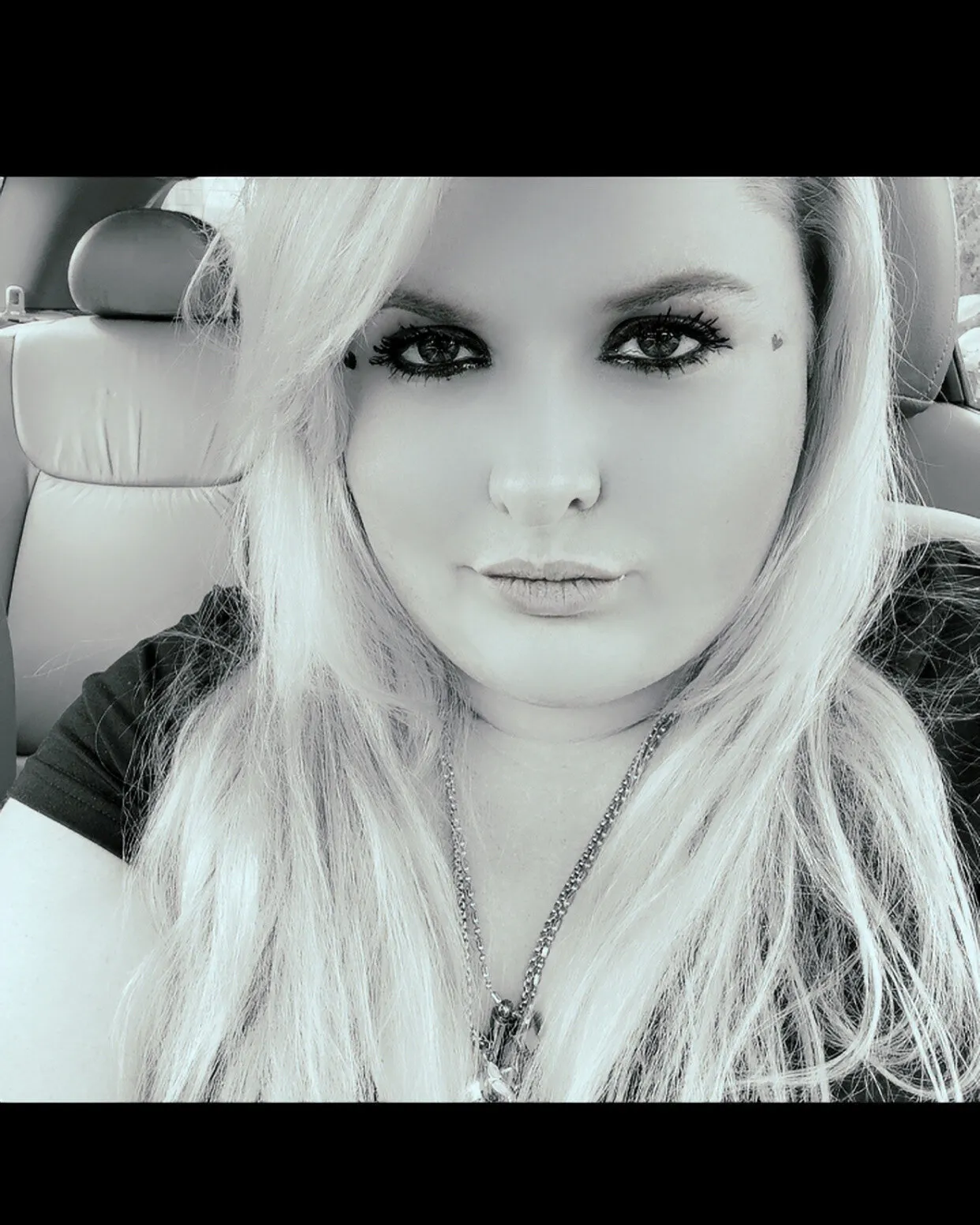 Case OnlyFans profile picture