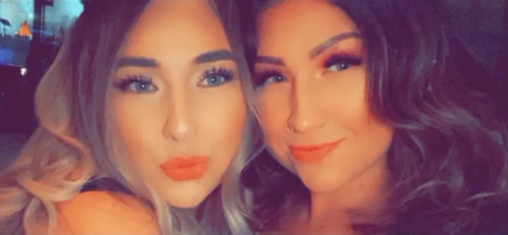 Ash and lyss OnlyFans profile picture